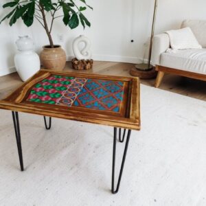 m62-table-basse-porte-chene-boho-chic-renovation-meuble-deco-artisanat-bois-aix-en-provence